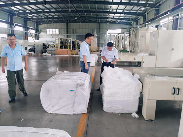 1598509372744.jpg 新聞=內蒙古億利集團領(lǐng)導蒞臨我司考察指導工作03.jpg